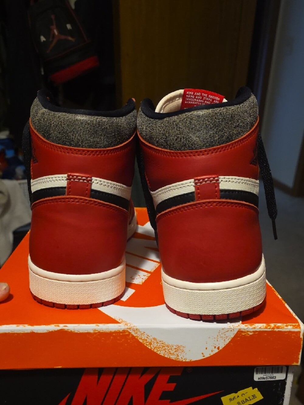 Nike Air Jordan 1 High - Red/White/Black - Picture 5 of 7
